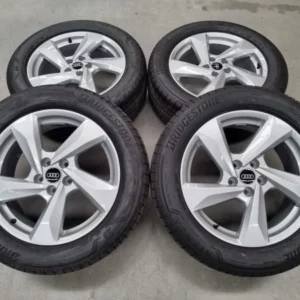 SLIGHTLY USED SET OF 4 18INCH’’ GENUINE AUDI Q3 F3 MODEL 18 INCH WHEELS AND TIRES SET OF 4