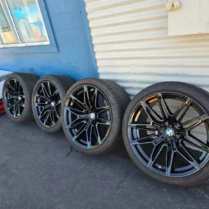 BRAND NEW SET OF 4 19-20INCH’’ 19″ 20″ BMW M3 M4 FACTORY OEM BLACK G80 G81 G82 825M 825 WHEELS TPMS WITH SET OF 4 TIRES